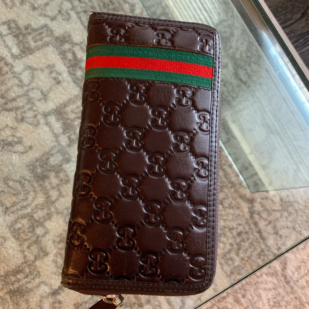 Gucci wallet